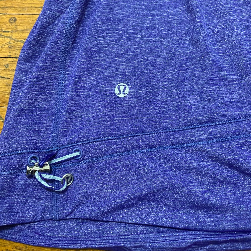 Lululemon Rest Less Tank Top Built In Bra Light Purple Stripe Women’s Size 6 EUC - Picture 6 of 9